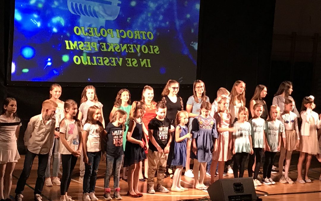 Festival Otroci pojejo slovenske pesmi in se veselijo